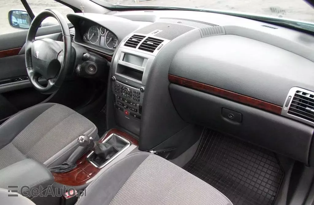PEUGEOT 407 