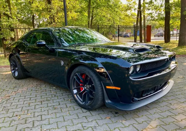 DODGE Challenger 6.2 Hellcat Widebody