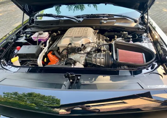 DODGE Challenger 6.2 Hellcat Widebody