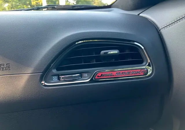 DODGE Challenger 6.2 Hellcat Widebody