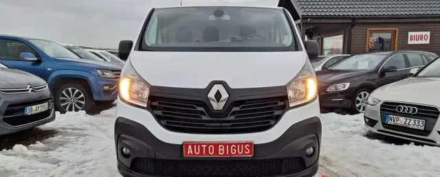 RENAULT Trafic 