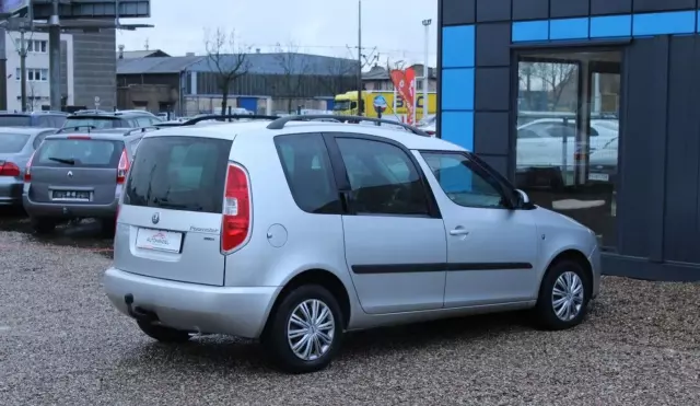 SKODA Roomster 