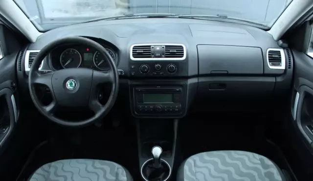 SKODA Roomster 
