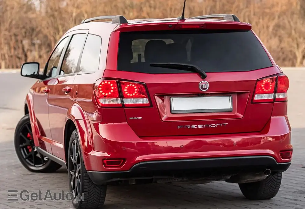 FIAT Freemont 2.0 Multijet 16V DPF Automatik Allrad Cross