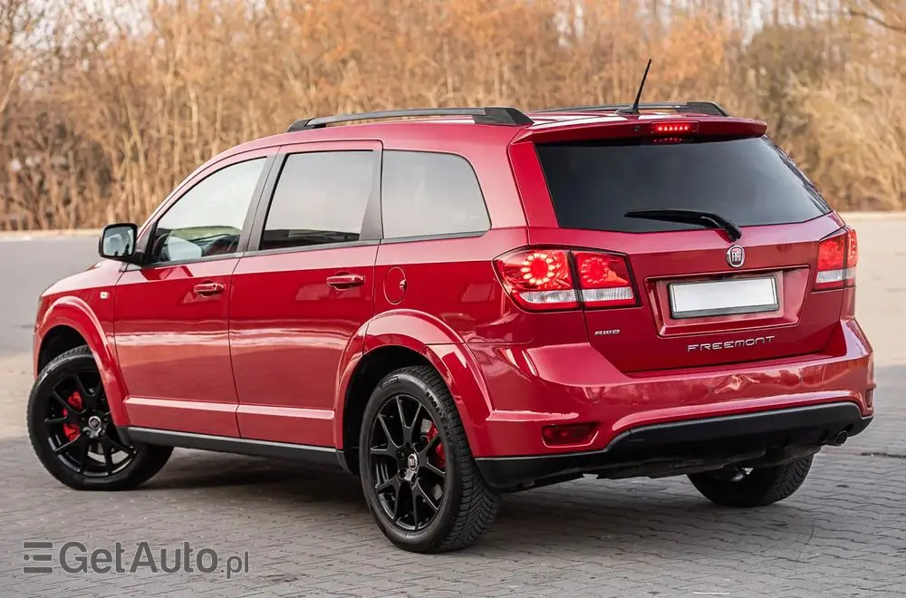 FIAT Freemont 2.0 Multijet 16V DPF Automatik Allrad Cross