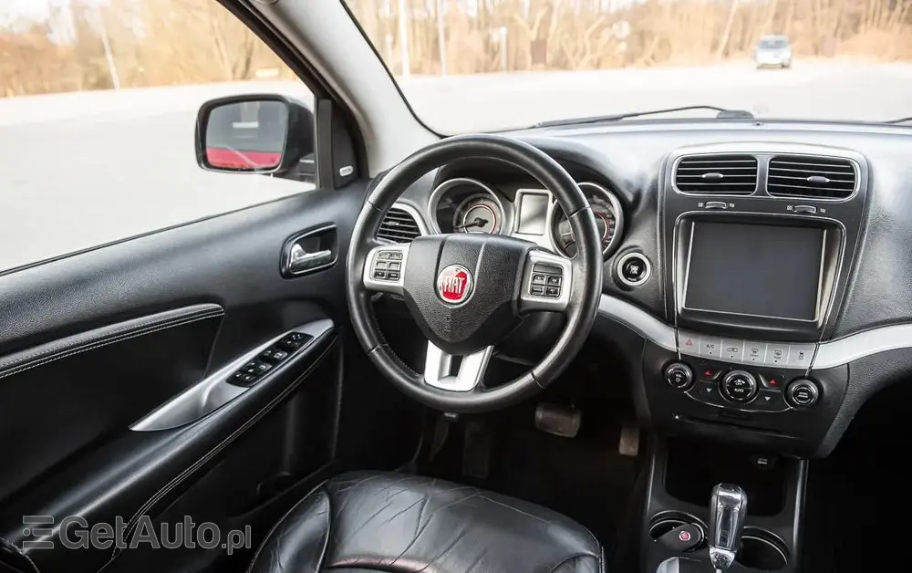 FIAT Freemont 2.0 Multijet 16V DPF Automatik Allrad Cross