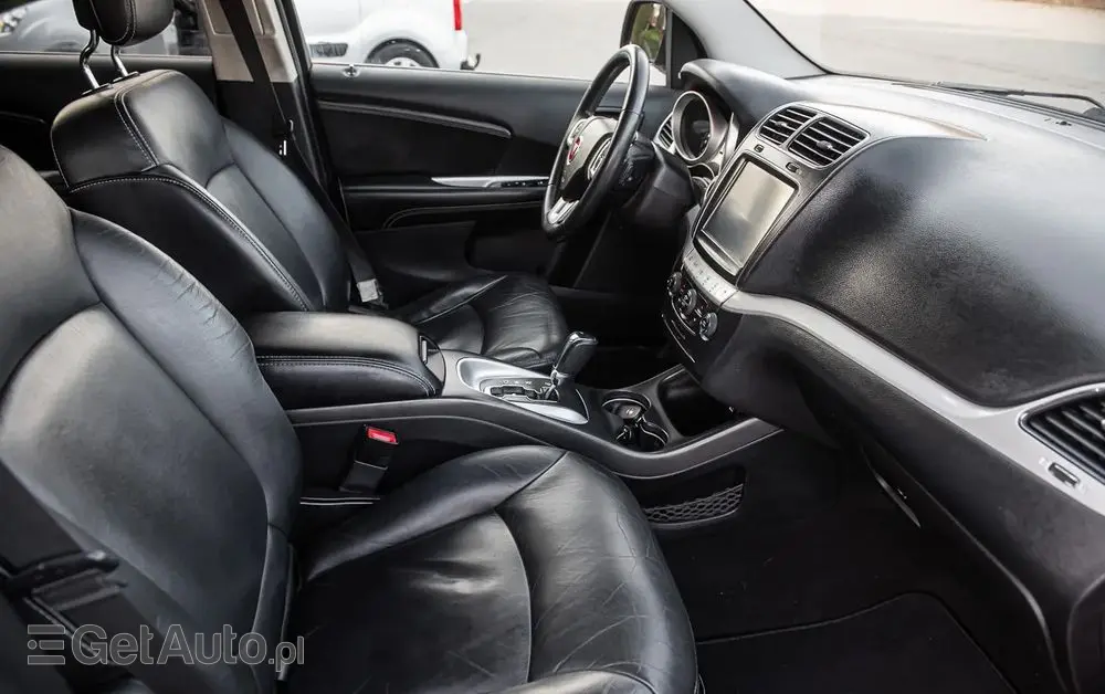 FIAT Freemont 2.0 Multijet 16V DPF Automatik Allrad Cross