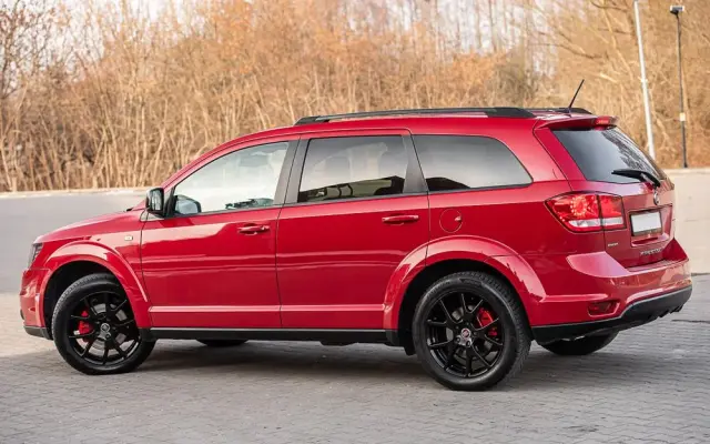 FIAT Freemont 2.0 Multijet 16V DPF Automatik Allrad Cross