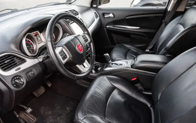 FIAT Freemont 2.0 Multijet 16V DPF Automatik Allrad Cross