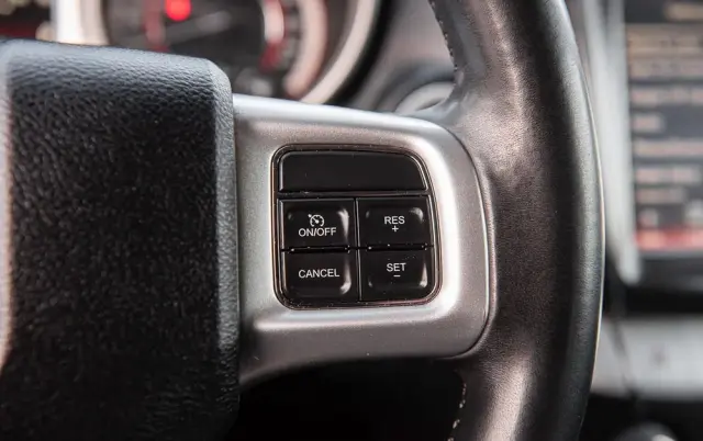 FIAT Freemont 2.0 Multijet 16V DPF Automatik Allrad Cross