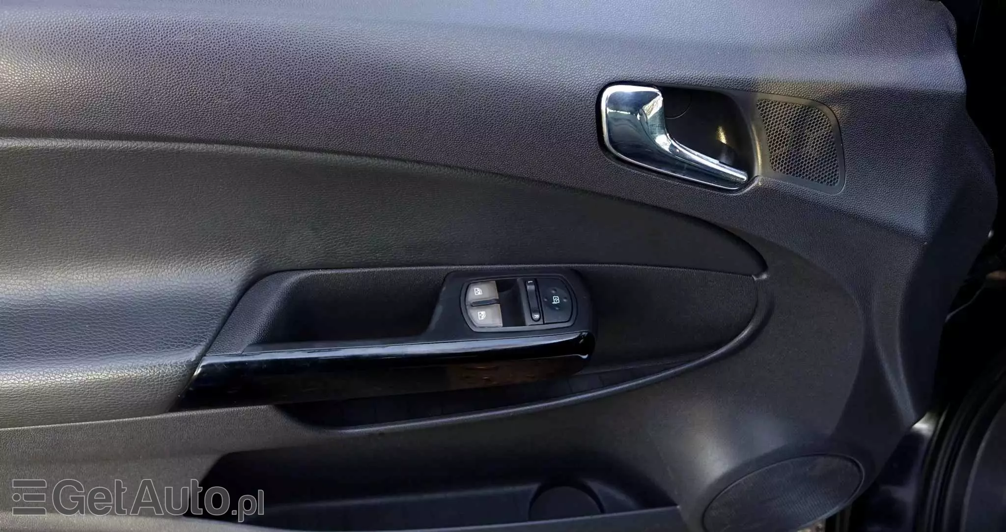 OPEL Corsa 1.2 16V Cosmo