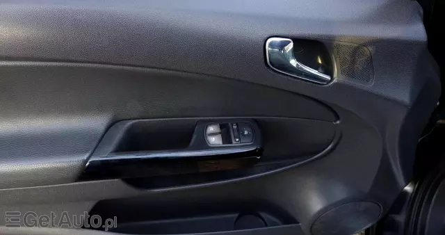 OPEL Corsa 1.2 16V Cosmo