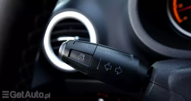 OPEL Corsa 1.2 16V Cosmo