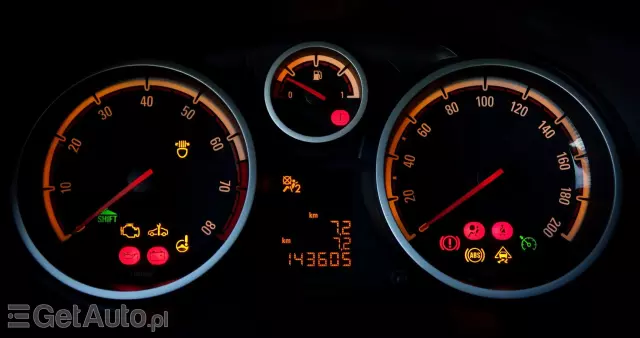 OPEL Corsa 1.2 16V Cosmo