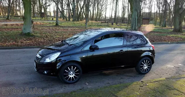 OPEL Corsa 1.2 16V Cosmo