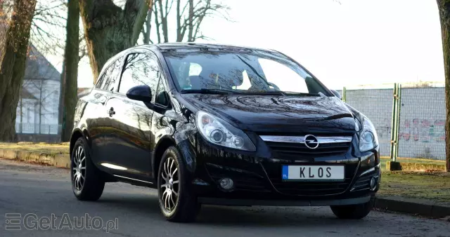 OPEL Corsa 1.2 16V Cosmo