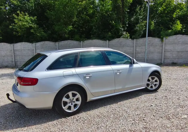 AUDI A4 Avant 