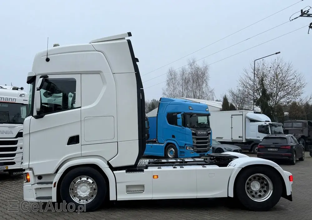 SCANIA S450 2020/21 ASO kontakt TV cała na poduszce z Niemiec 