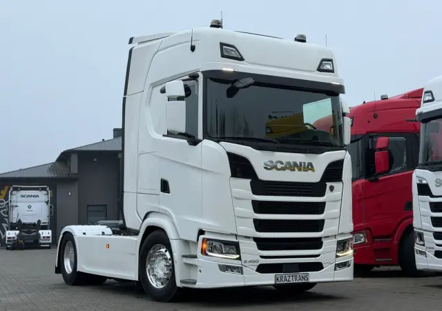 SCANIA S450 2020/21 ASO kontakt TV cała na poduszce z Niemiec 