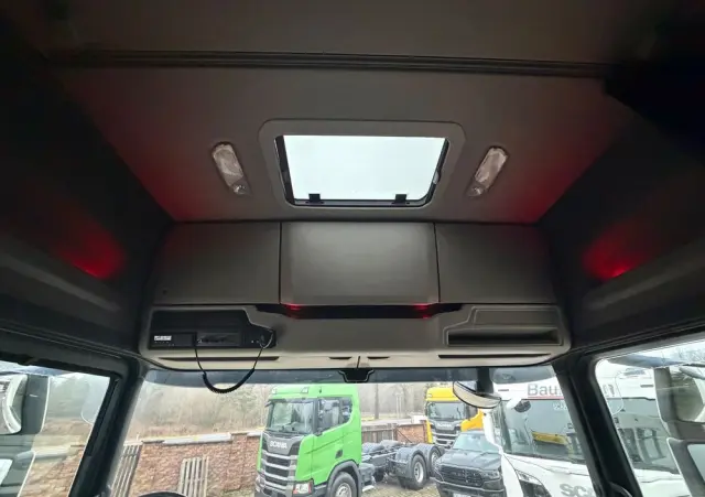 SCANIA S450 2020/21 ASO kontakt TV cała na poduszce z Niemiec 