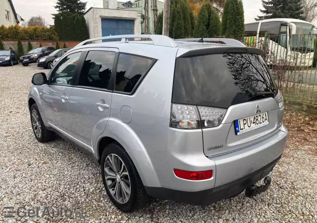 MITSUBISHI Outlander 2.4 Instyle