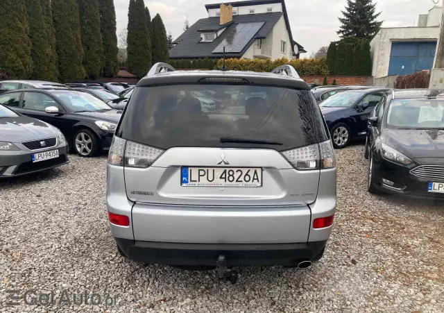 MITSUBISHI Outlander 2.4 Instyle