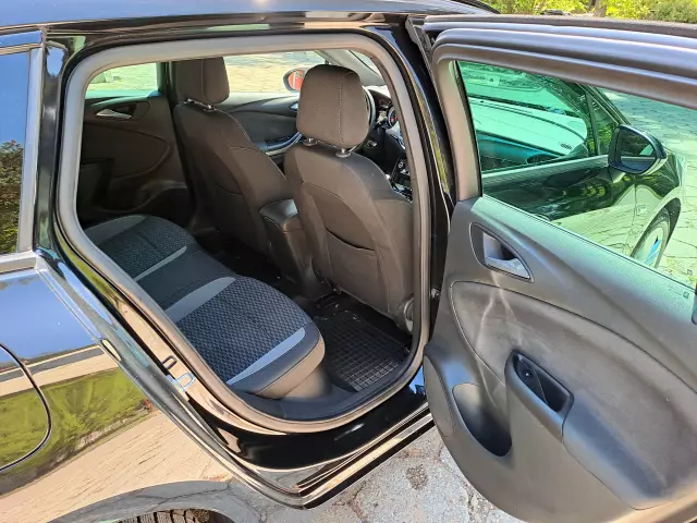 OPEL Astra GS Line S&S