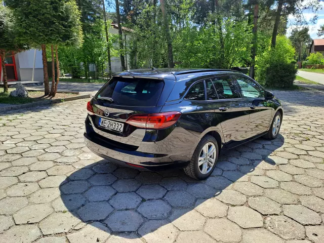 OPEL Astra GS Line S&S