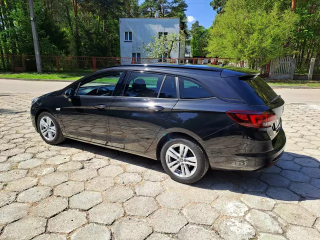 OPEL Astra GS Line S&S