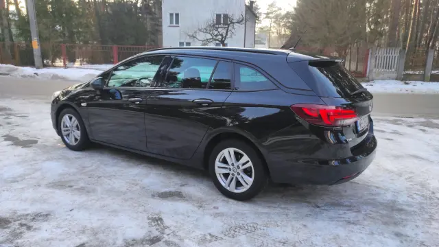 OPEL Astra GS Line S&S