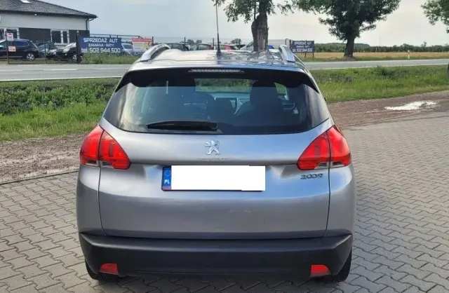 PEUGEOT 2008 