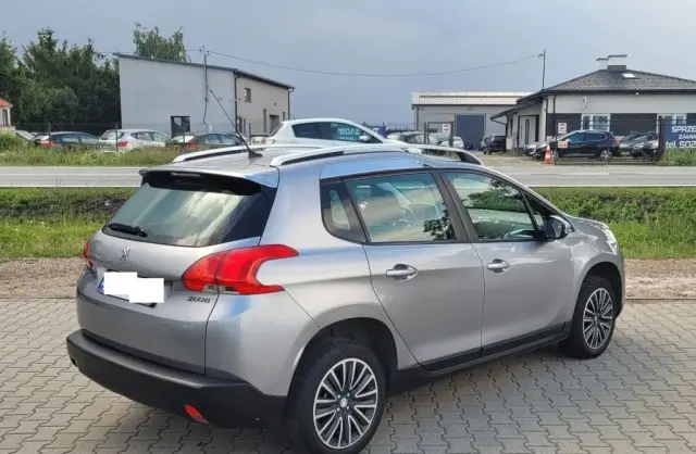 PEUGEOT 2008 
