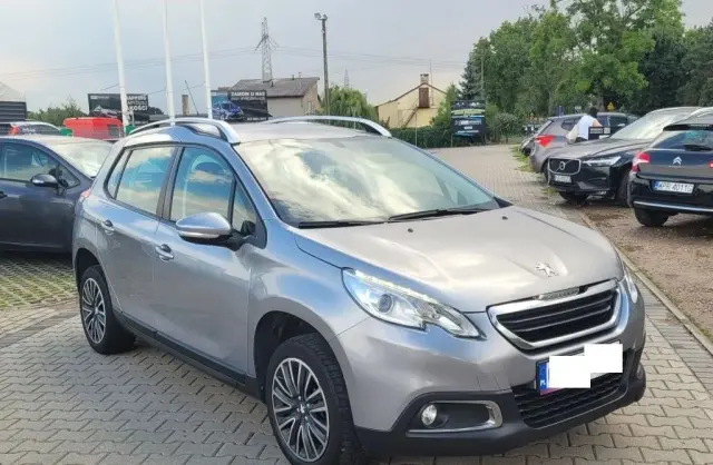 PEUGEOT 2008 