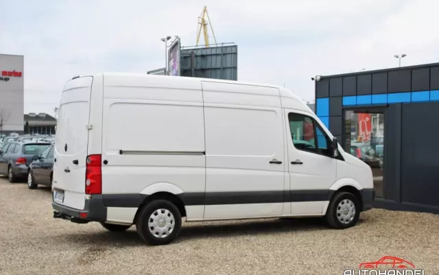 VOLKSWAGEN Crafter 
