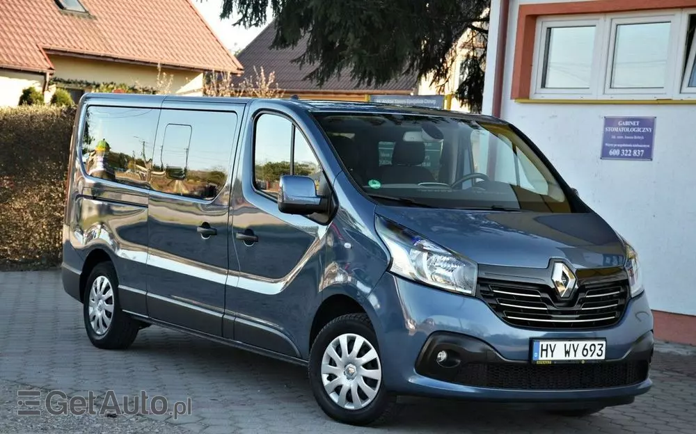 RENAULT Trafic 