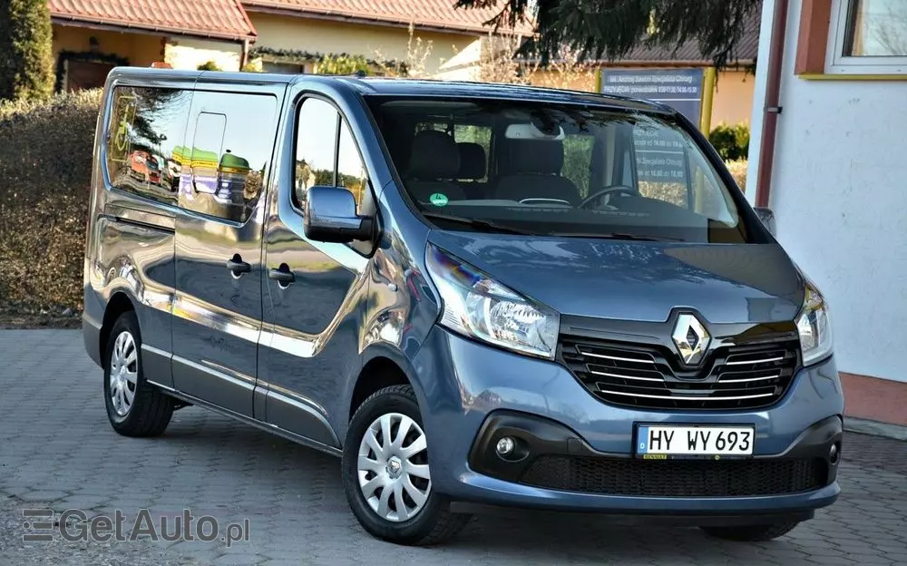 RENAULT Trafic 