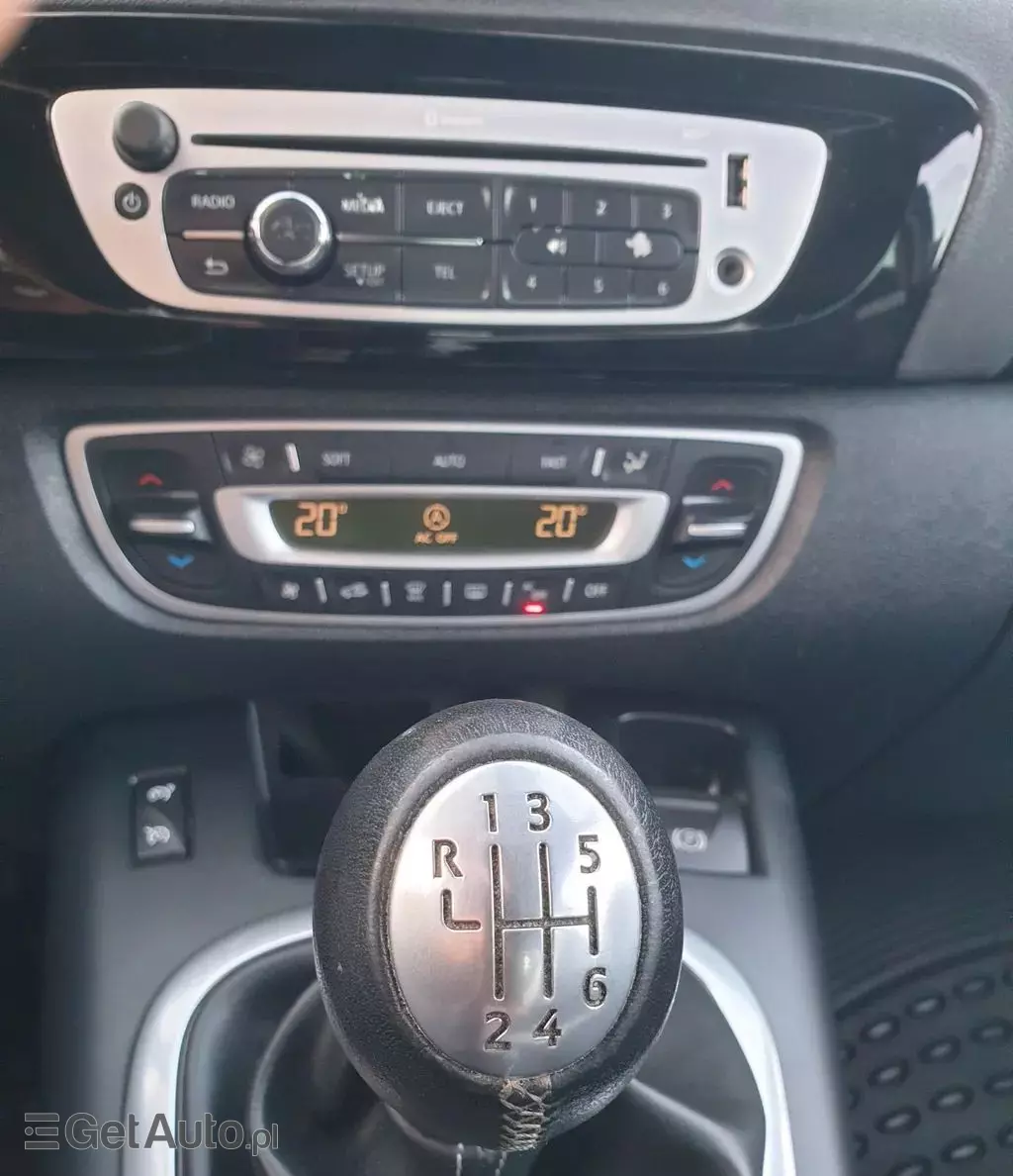 RENAULT Scenic 
