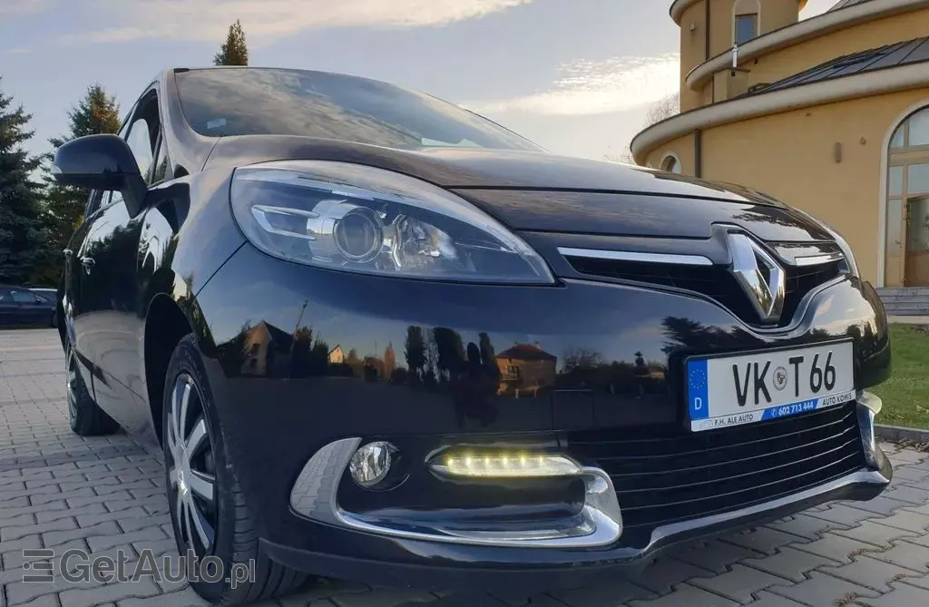 RENAULT Scenic 