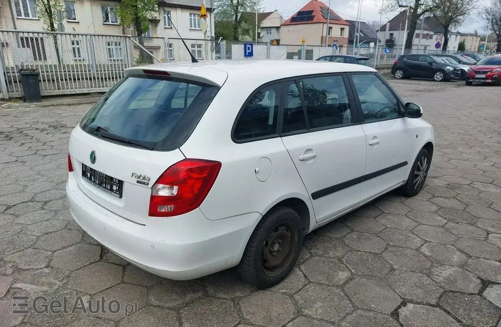 SKODA Fabia 