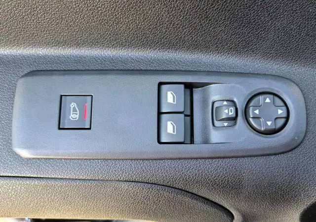 PEUGEOT Partner Brygadowy 