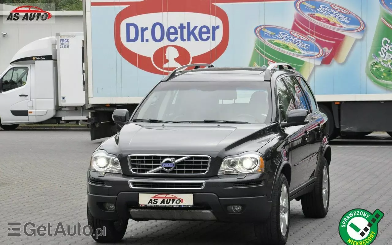 VOLVO XC 90 2.4D Momentum