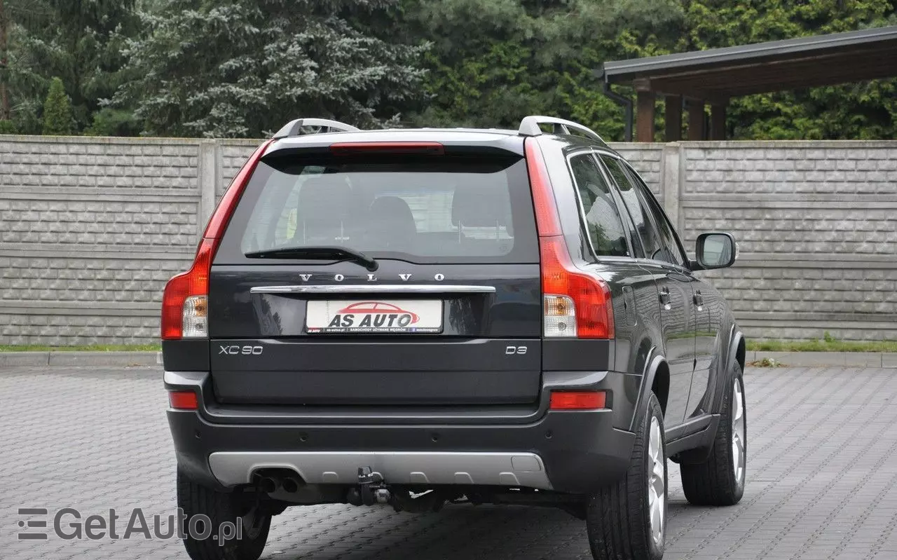 VOLVO XC 90 2.4D Momentum