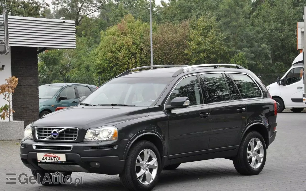 VOLVO XC 90 2.4D Momentum