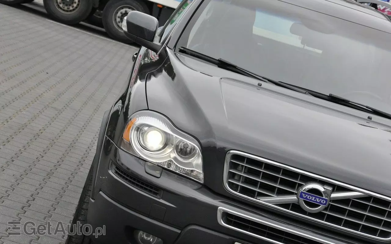 VOLVO XC 90 2.4D Momentum