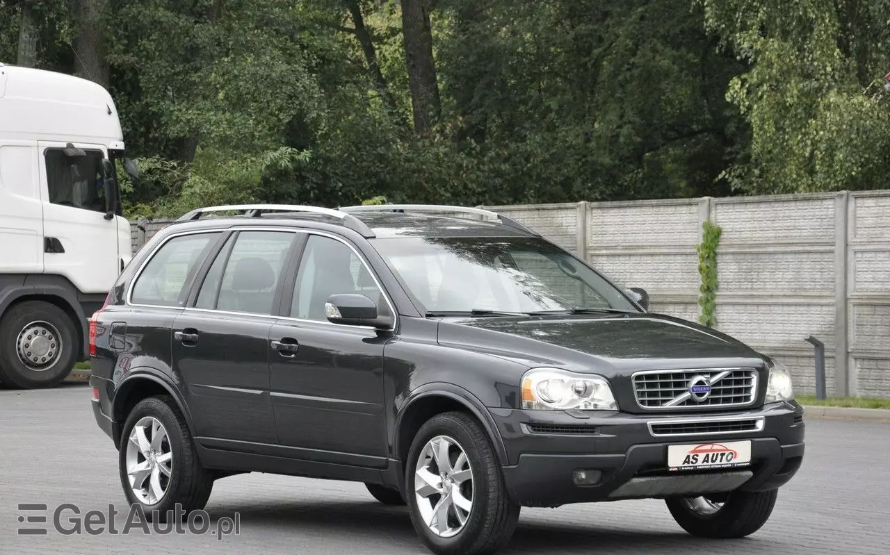 VOLVO XC 90 2.4D Momentum