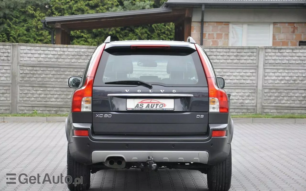 VOLVO XC 90 2.4D Momentum