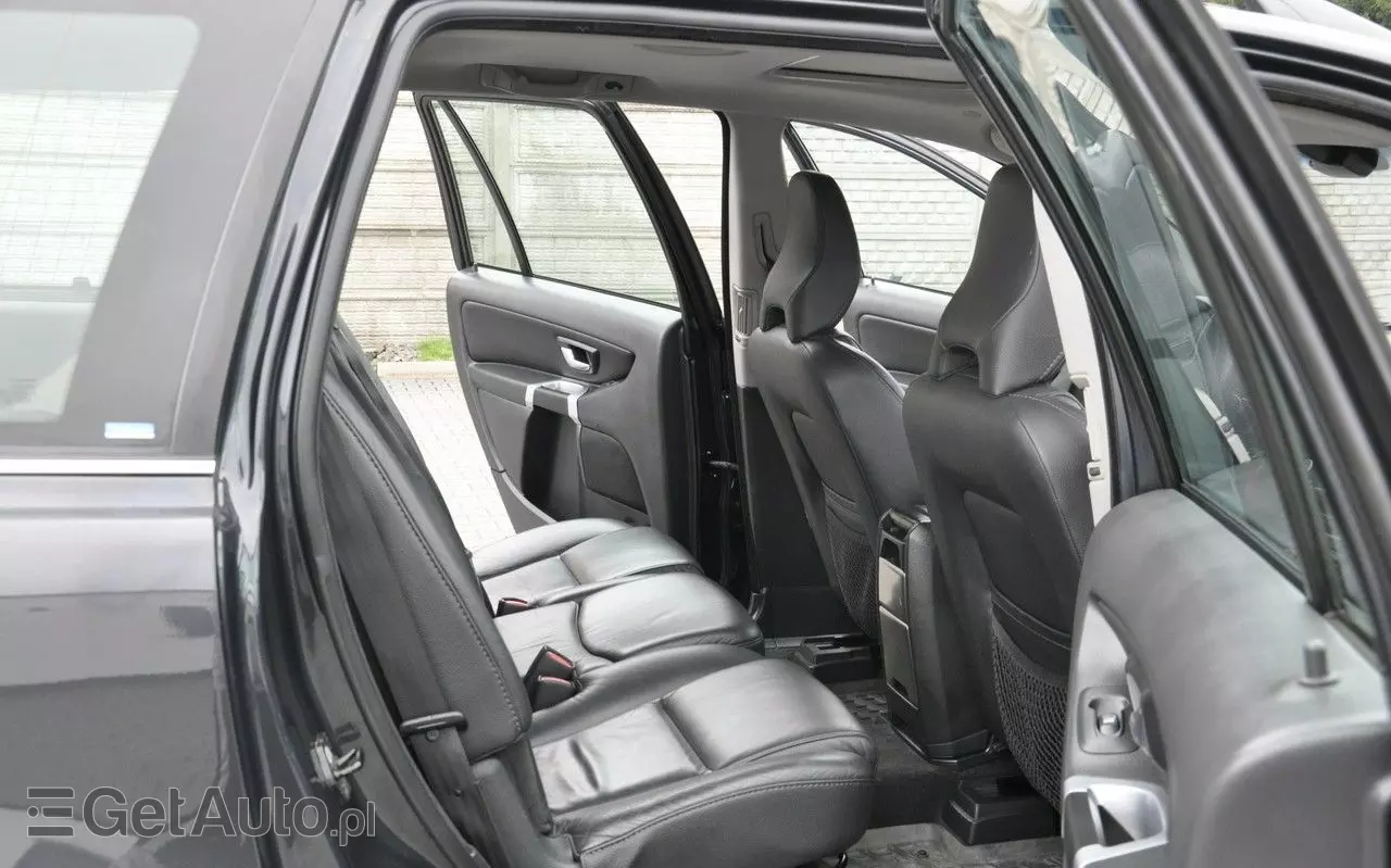 VOLVO XC 90 2.4D Momentum