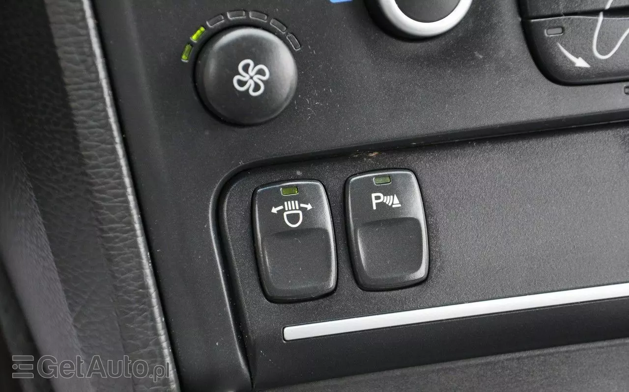 VOLVO XC 90 2.4D Momentum