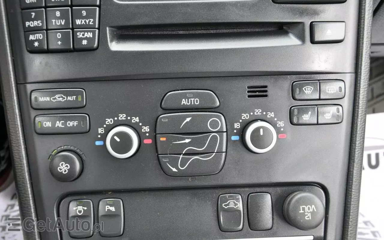 VOLVO XC 90 2.4D Momentum