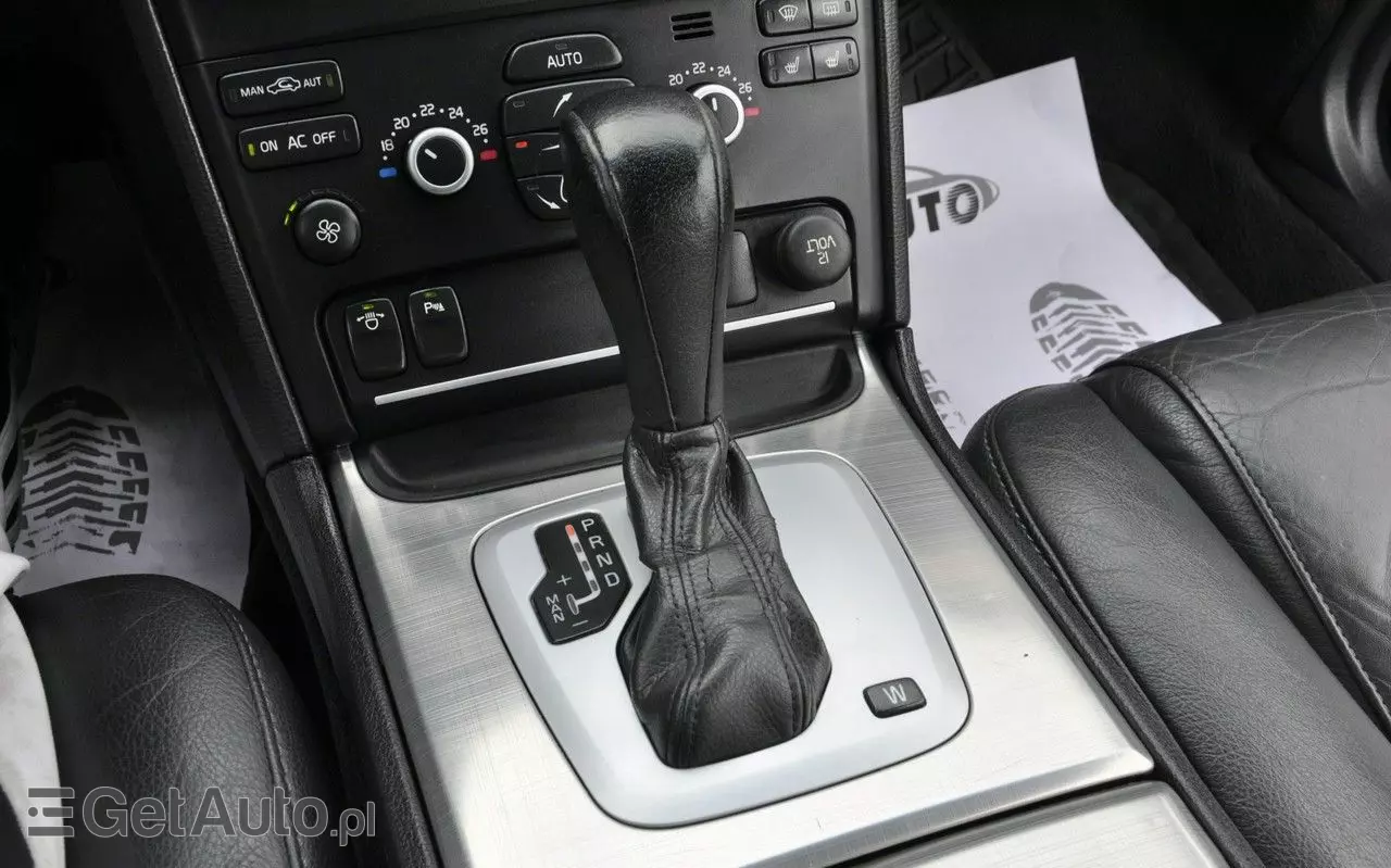 VOLVO XC 90 2.4D Momentum